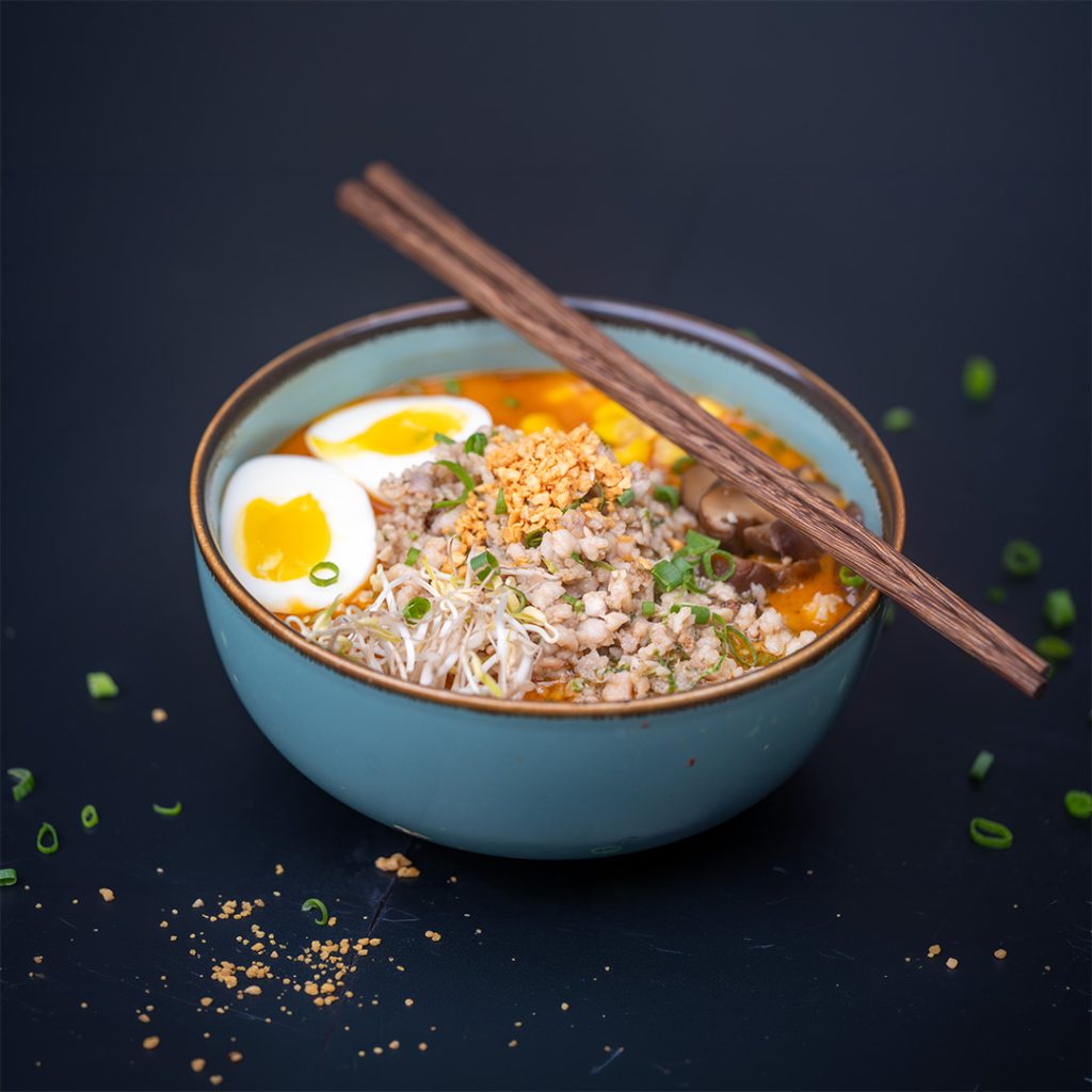 Red Tomei Ramen 1:2