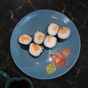 Salmon Maki 6pcs