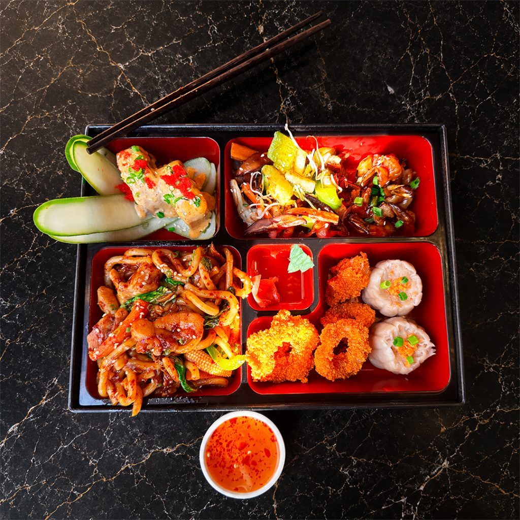 Seafood Bento 1:2