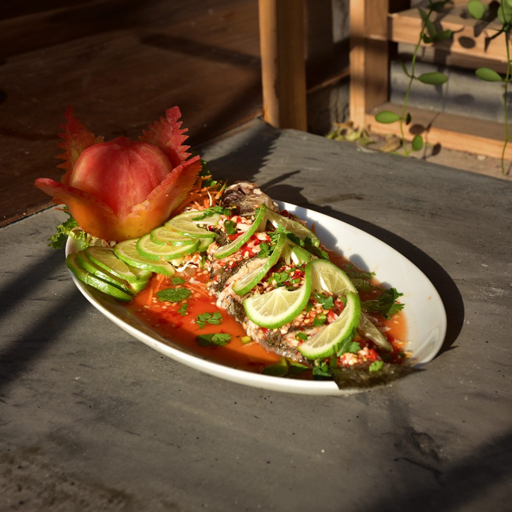 Steamed Whole Snapper with Lemon, Chilli & Garlic Sauce 1:2
